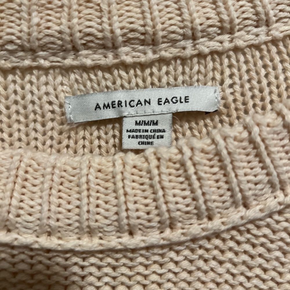 NWOT American Eagle Sweater Size Medium - Picture 2 of 4